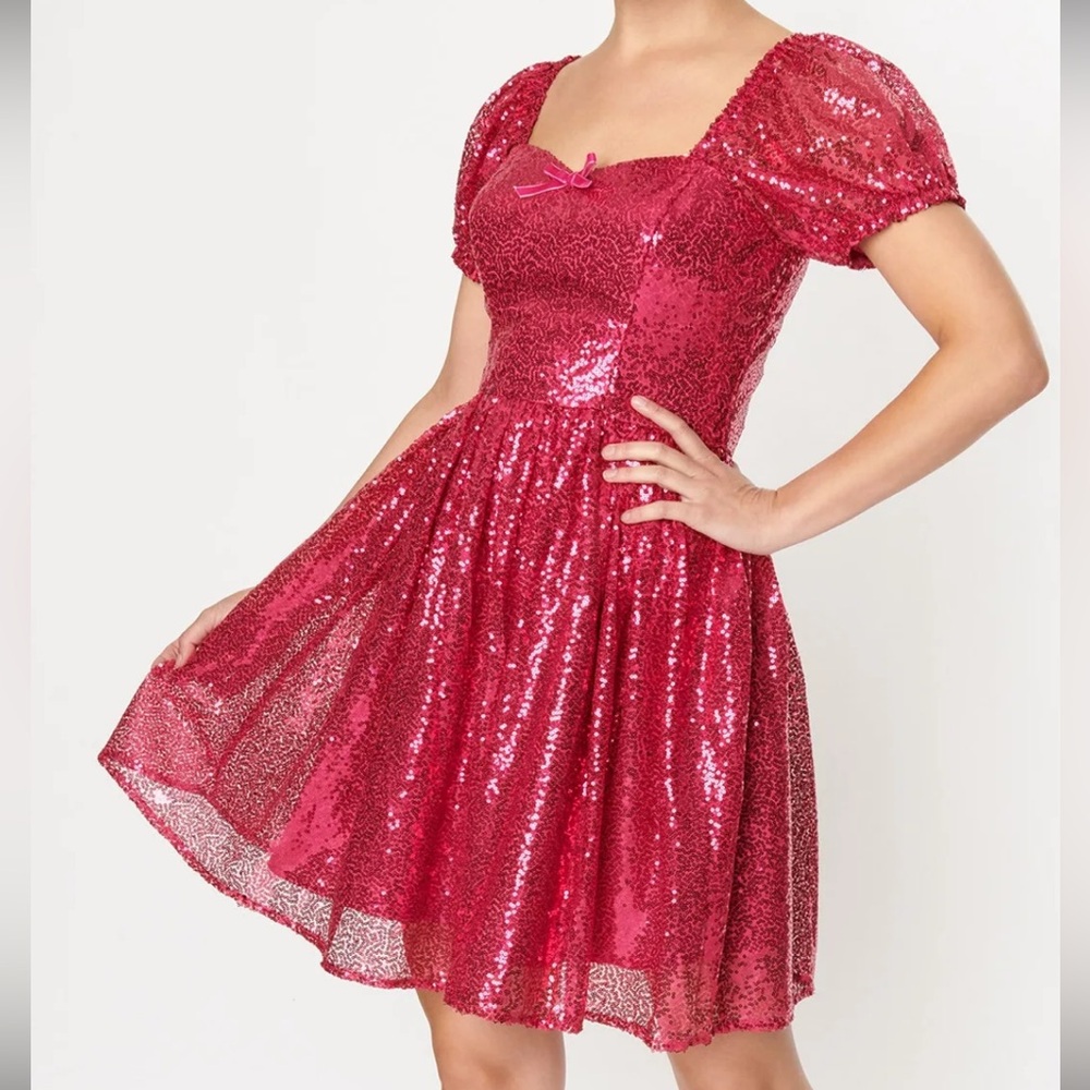 NEW SOLD OUT UNOPENED Unique Vintage Hot Pink Sequin Sweetheart Dress Large
